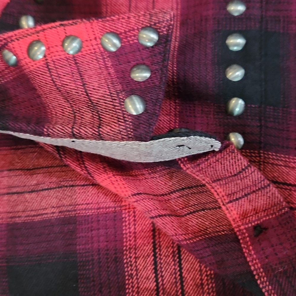 Shyanne Brushed Flannel Studded Detail Collared Button Down Womens Shirt - Picture 4 of 5